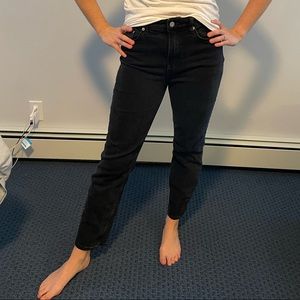 H&M vintage slim fit high rise black jeans size 6